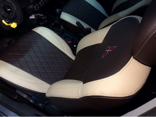 Авточехлы на Mitsubishi Outlander XL Авточехлы на Mitsubishi Outlander XL