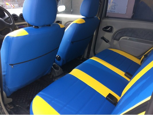 Авточехлы на Renault Logan