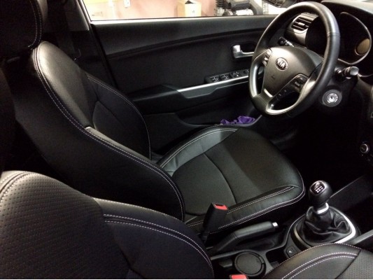 Каркасные авточехлы на KIA Rio 3 Каркасные авточехлы на KIA Rio 3